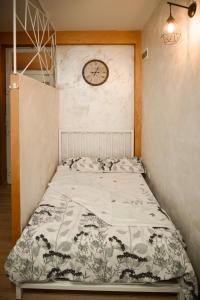 Säng eller sängar i ett rum på Stan11550 Centar