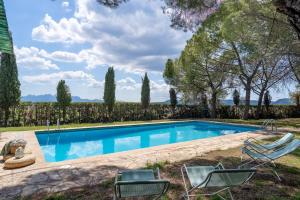 Bazén v ubytování Lodging Apartments Villa el Raco nebo v jeho okolí