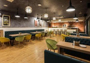 Posezení v ubytování Bloom Hotel - Jalandhar