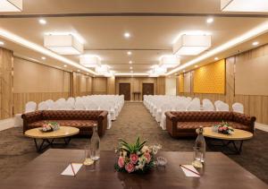 Posezení v ubytování Bloom Hotel - Jalandhar