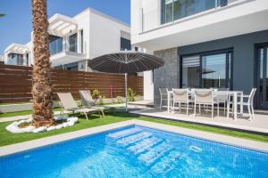 Bazén v ubytovaní Villa Bali 3034 alebo v jeho blízkosti