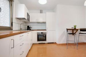 Η κουζίνα ή μικρή κουζίνα στο Casa Rosi 2