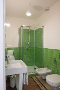 Koupelna v ubytování Al Dio Bes + 76 fotografií