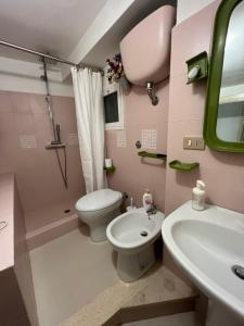 Kúpeľňa v ubytovaní I Due Gradoni Stone House + 22 fotografií