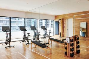 Fitness centrum a/nebo fitness zařízení v ubytování citizenM Miami Brickell + 76 fotografií