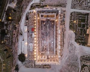 A bird's-eye view of Acropolis Prestige Residence