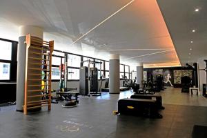 Spordikeskus ja/või sportimisvõimalused majutusasutuses The Hive Hotel