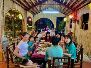 Nhà hàng/khu ăn uống khác tại Tuan Ngoc Hotel