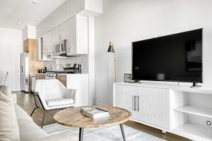 A television and/or entertainment centre at Silverlake 1br w wd roof nr 5 10 freeways LAX-978