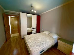 Postel nebo postele na pokoji v ubytování Centro Alicante apartamento entero