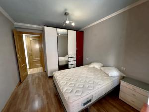Postel nebo postele na pokoji v ubytování Centro Alicante apartamento entero