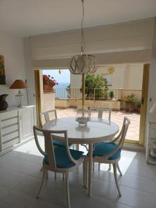 Fotografie z fotogalerie ubytování Las Velas 3 18 Fantástico apartamento con vistas v destinaci Girona