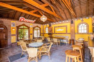 Restaurace v ubytování Cubo's Mijas Finca Huerta Rica Bambu