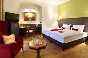 Fotografie z fotogalerie ubytování Hotel Garni Schloß Schönberg v destinaci Bad Brambach