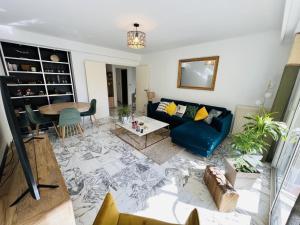 Posedenie v ubytovaní John Homestay Room in Nice