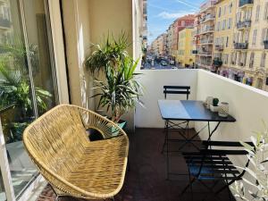 Balkón alebo terasa v ubytovaní John Homestay Room in Nice