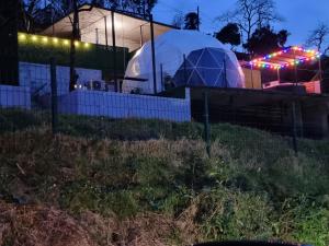 Garður fyrir utan Annas Glamping