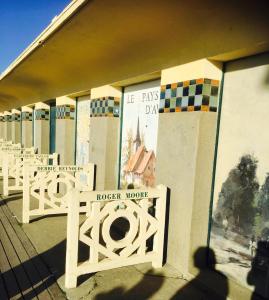 Balkon lub taras w obiekcie Très jolie Villa Bianca, maison avec jardin privé à Deauville