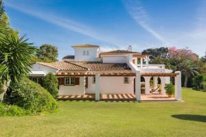 Fotografie z fotogalerie ubytování LUXURY Sotogrande Valderrama hoyo 17 Amazing Villa v destinaci San Roque