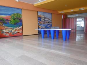 Stolný tenis v ubytovaní Magnifique T2 40m² avec terrasse, accès direct plage et piscine à Sète - FR-1-472A-268 alebo v jeho okolí