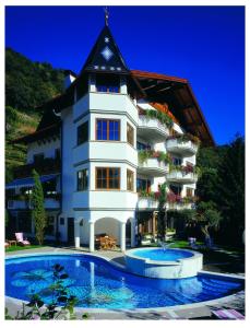 Bazén v ubytování Hotel Sittnerhof nebo v jeho okolí