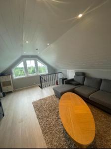 Ảnh trong thư viện ảnh của Leilighet med gratis parkering og WiFi ở Kristiansund