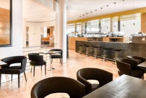 Khu vực ghế ngồi tại Vienna House by Wyndham Martinspark Dornbirn