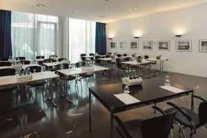 Khu vực hỗ trợ khách đi công tác/phòng hội thảo tại Vienna House by Wyndham Martinspark Dornbirn
