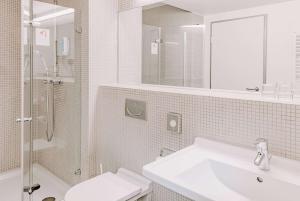 Koupelna v ubytování Vienna House Easy by Wyndham Stuttgart