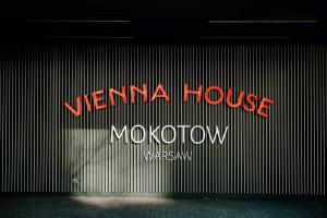 Um certificado, prêmio, placa ou outro documento exibido em Vienna House by Wyndham Mokotow Warsaw