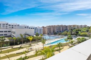 The swimming pool at or close to Wellingtonia Luxury Apartment Estepona