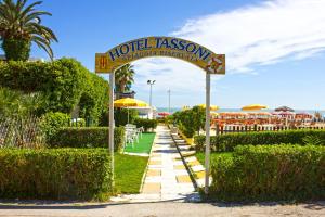 Imagen de la galería de Hotel Tassoni Maison, en Alba Adriatica