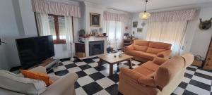 Kép Villa-Charo-Algarrobo-Costa-del-Sol-Salzwasser-Pool-Meerblick-Aussenkueche-25-Min-nach-Malaga szállásáról Algarrobóban a galériában