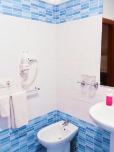 Koupelna v ubytování Hotel Sol Sanlúcar