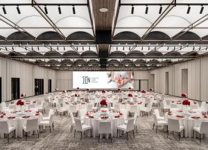 Restaurace v ubytování Jen Shenzhen Qianhai By Shangri-La + 37 fotografií