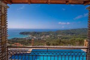 Fotografie z fotogalerie ubytování Apolis Luxury Villa v destinaci Agios Georgios