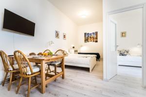 Corbie Downtown Apartment 1075 Budapest, Holló utca 15 kép - 2