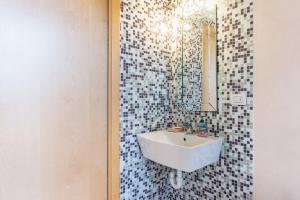 Koupelna v ubytování Casa Lidia Luxury attico 7