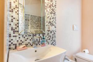 Koupelna v ubytování Casa Lidia Luxury attico 7