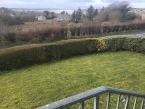 Garður fyrir utan Bayview House Dungloe