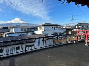 山景或在民宿看到的山景