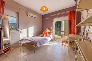 A bed or beds in a room at Alegria 3bd Villa