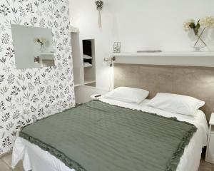 Postel nebo postele na pokoji v ubytování Villa Volli Three Rooms