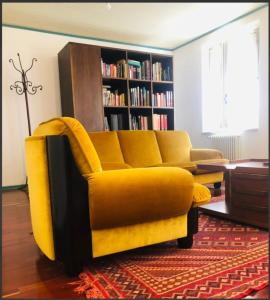 A seating area at B&B La Chicca Még 18 kép