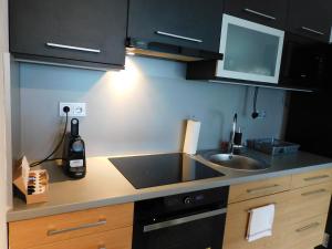 Kuchyňa alebo kuchynka v ubytovaní Chill & Relax Apartment