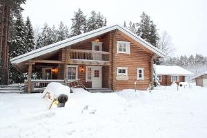 Aapishovi Chalet im Winter