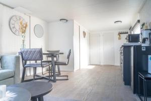 Η κουζίνα ή μικρή κουζίνα στο 3 persoons Chalet ZAZA