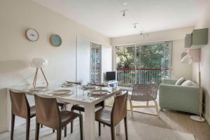 Posedenie v ubytovaní Charmant appartement à 200 m de la mer!