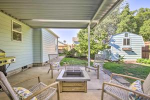 Zahrada ubytování Charming Eugene Home with Fire Pit 8 Mi to UO!