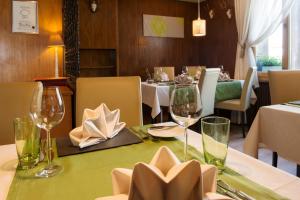 Restaurace v ubytování Hotel Sternen